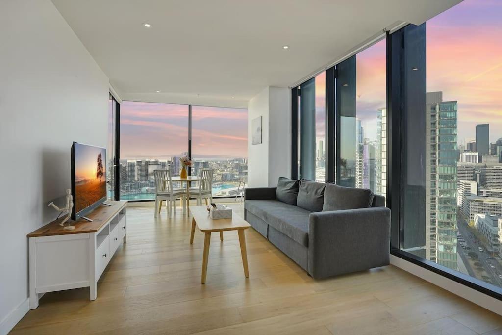 Wake Up In Front Of Water Bay Beckons- 2B2B1C Apartment Melbourne Exterior photo